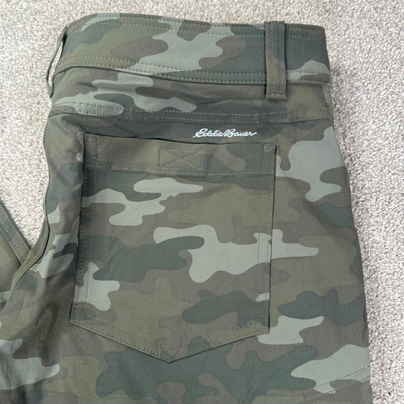 Eddie Bauer First Ascent Guide Pro Cargo Pants Mens 35x30 Camo Flexion UPF New - Picture 2 of 10